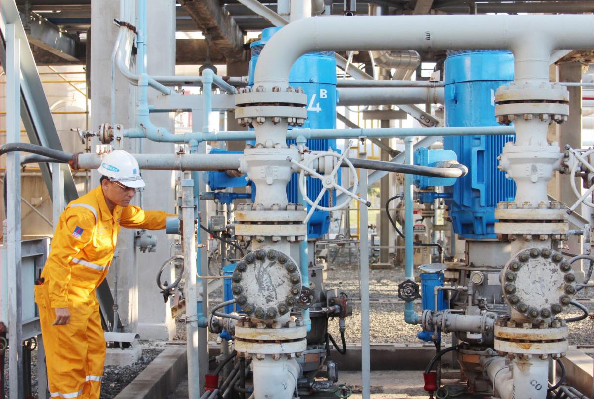 lắp đặt đường ống dẫn khí